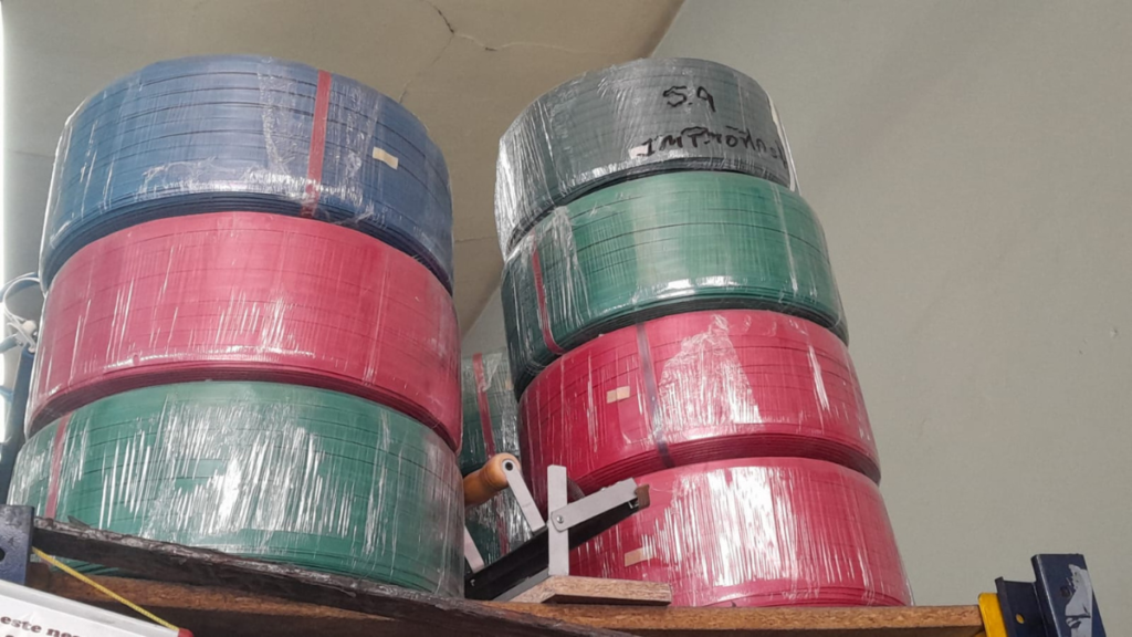 Cuerda fibra plástica, suncho plástico y cintas adhesivas en Bogotá - Fabrica de productos para embalajes