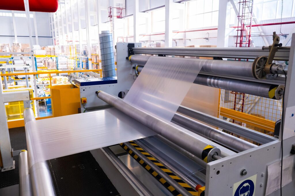 ¿Cómo reducir costos en empaque industrial sin sacrificar calidad?
